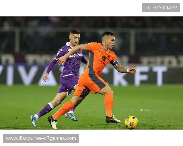 国际足坛风云再起 欧洲五大联赛激烈争冠战愈发紧张