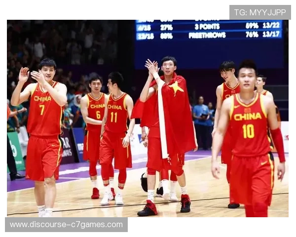 篮球世界杯精彩对决再升级 中国男篮奋力拼搏力争晋级八强