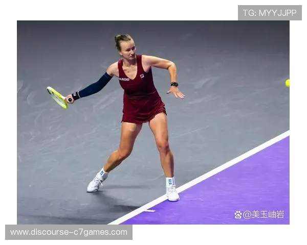 网球巨星复出战胜年轻对手 展现强大实力重返巅峰